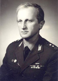 Józef Mioduszewski [młody w mundurze]